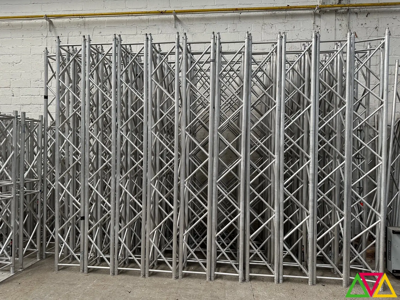 Eurotruss FD44 pre-owned square truss 40x40 cm 78+ units square truss 40x40 cm lengths 50cm to 3m photo 4