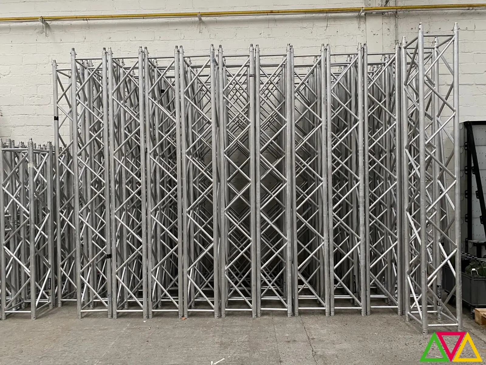 Eurotruss FD44 pre-owned square truss 40x40 cm 78+ units square truss 40x40 cm lengths 50cm to 3m photo 5