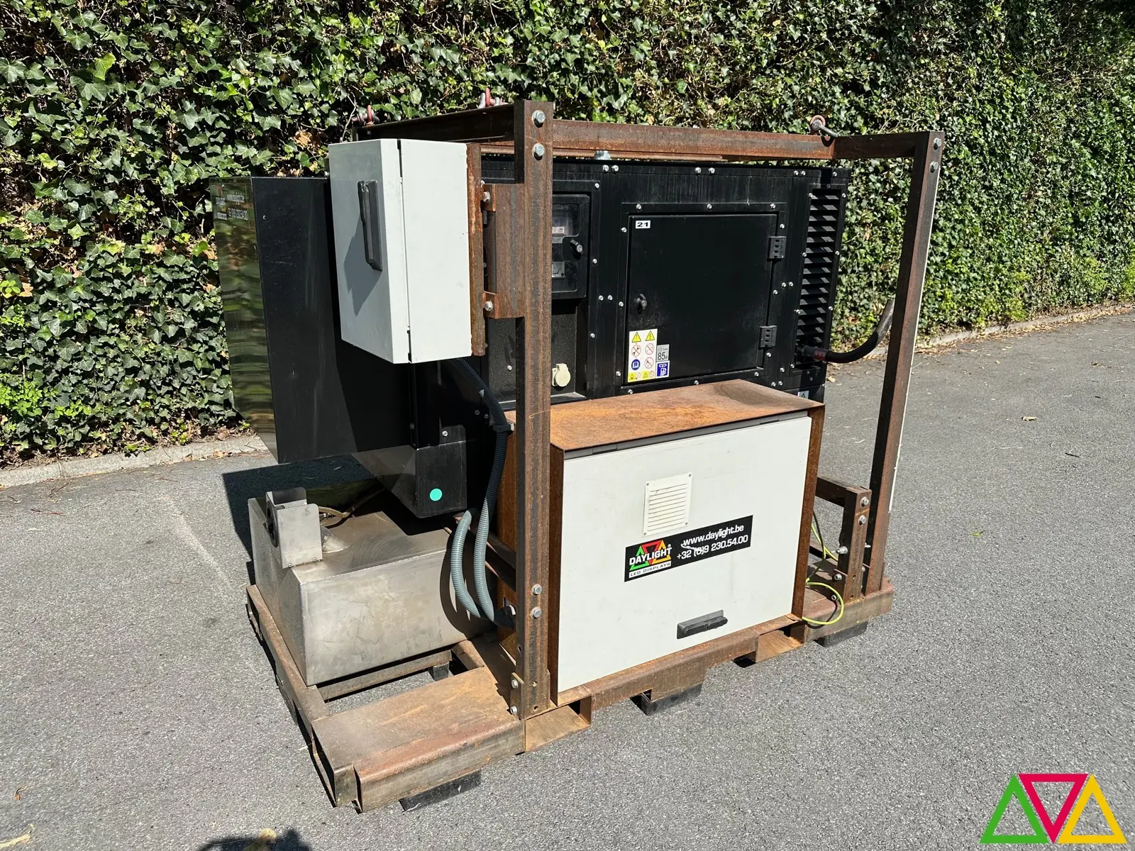 e-Power tweedehands mobiele dieselgenerator verhuurpark mobiele dieselgenerator uit verhuurpark foto 2