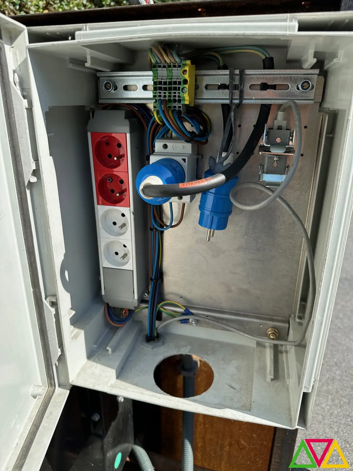 e-Power tweedehands mobiele dieselgenerator verhuurpark mobiele dieselgenerator uit verhuurpark foto 15