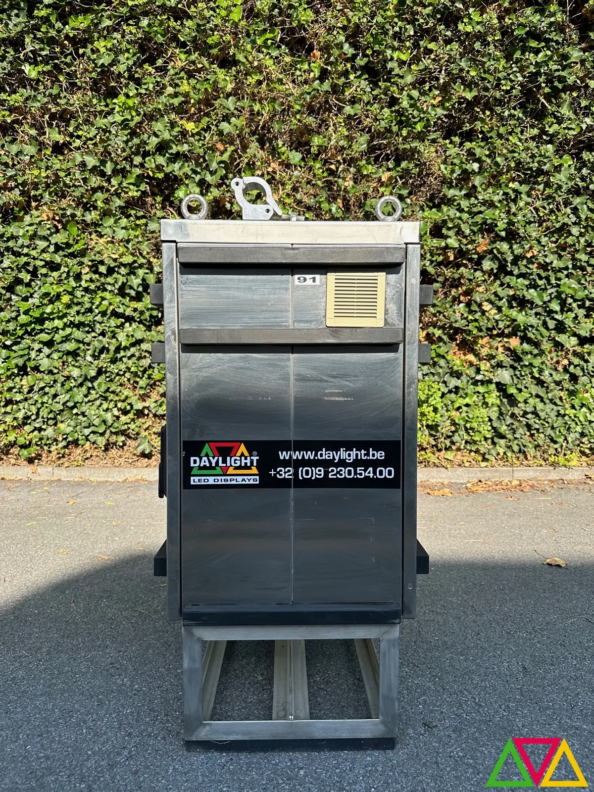 UPS2MOVE pre-owned silent green emergency power 3000W IP67 mobile silent green emergency power 3000W IP67 photo 4