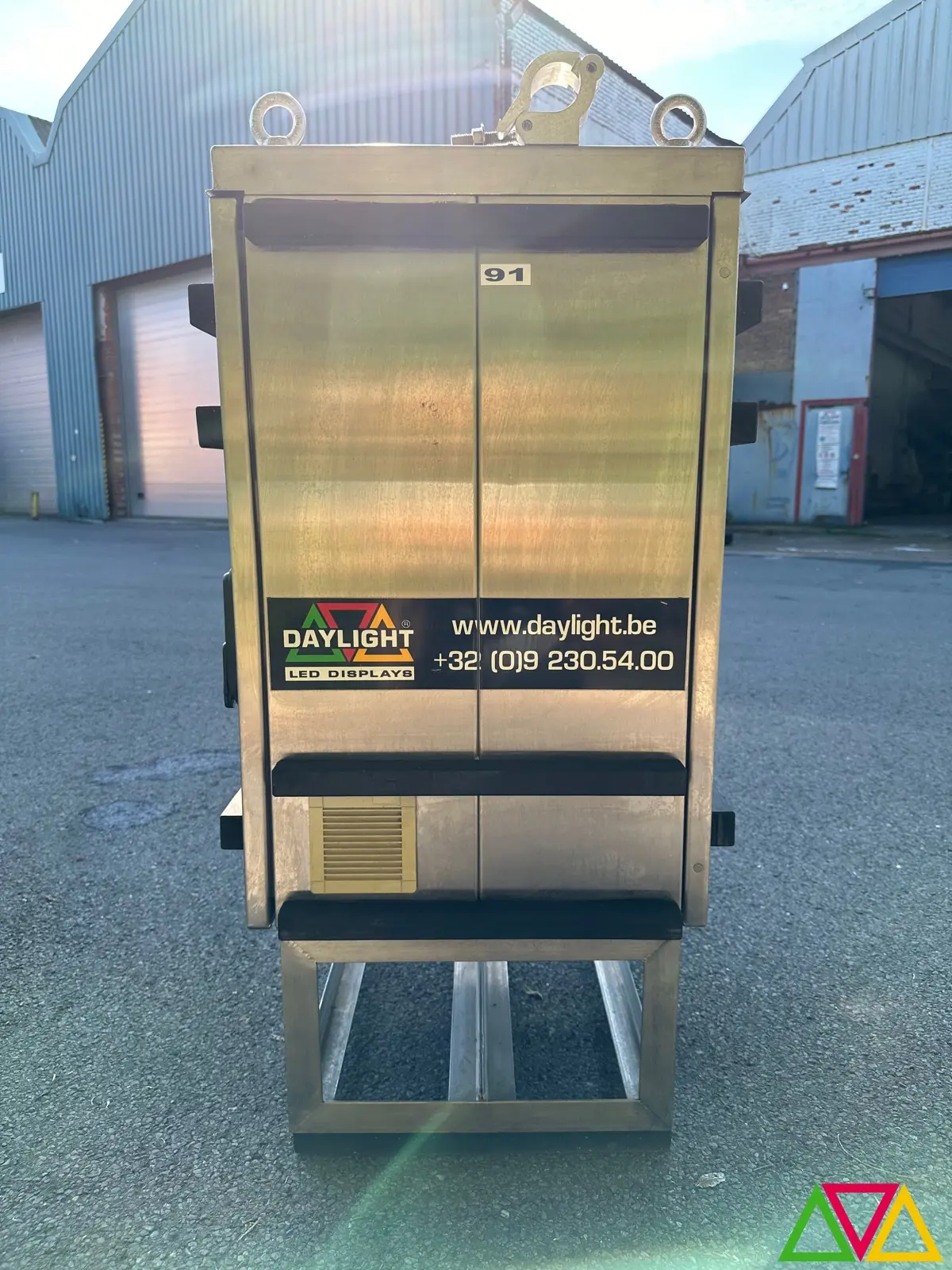 UPS2MOVE pre-owned silent green emergency power 3000W IP67 mobile silent green emergency power 3000W IP67 photo 5